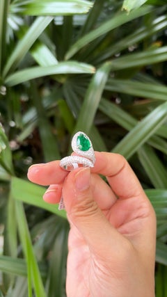 Set in 18K Gold, 2.86 carats, natural Zambian Emerald & Diamond Engagement Ring