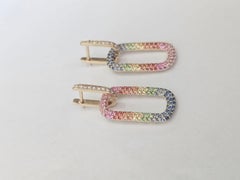 Boucles d'oreilles pendantes « Paperclip » en or 18 carats, 1,79 carat, avec saphirs et diamants assortis