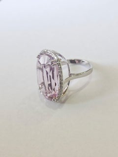 Set in 18K White Gold, 33.31 carats, Kunzite & Diamond Oversize Engagement Ring