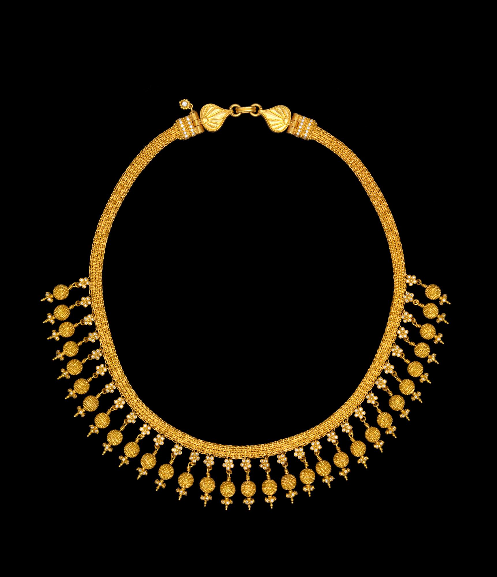 24 Karat Pure Gold Handcrafted Granulated Ball Etruscan Diamond Necklace (Neoetruskisch) im Angebot