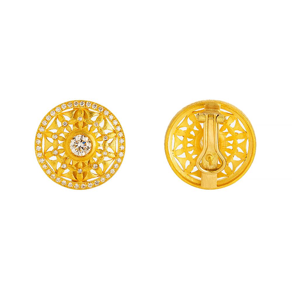 24K Gold Handcrafted Sun Burst Open Work Solitaire Button Earrings with Diamonds
Gold weight : 29.08 g
Diamonds round cut : 1.06 ct
Diamonds in the center : 1.41 ct