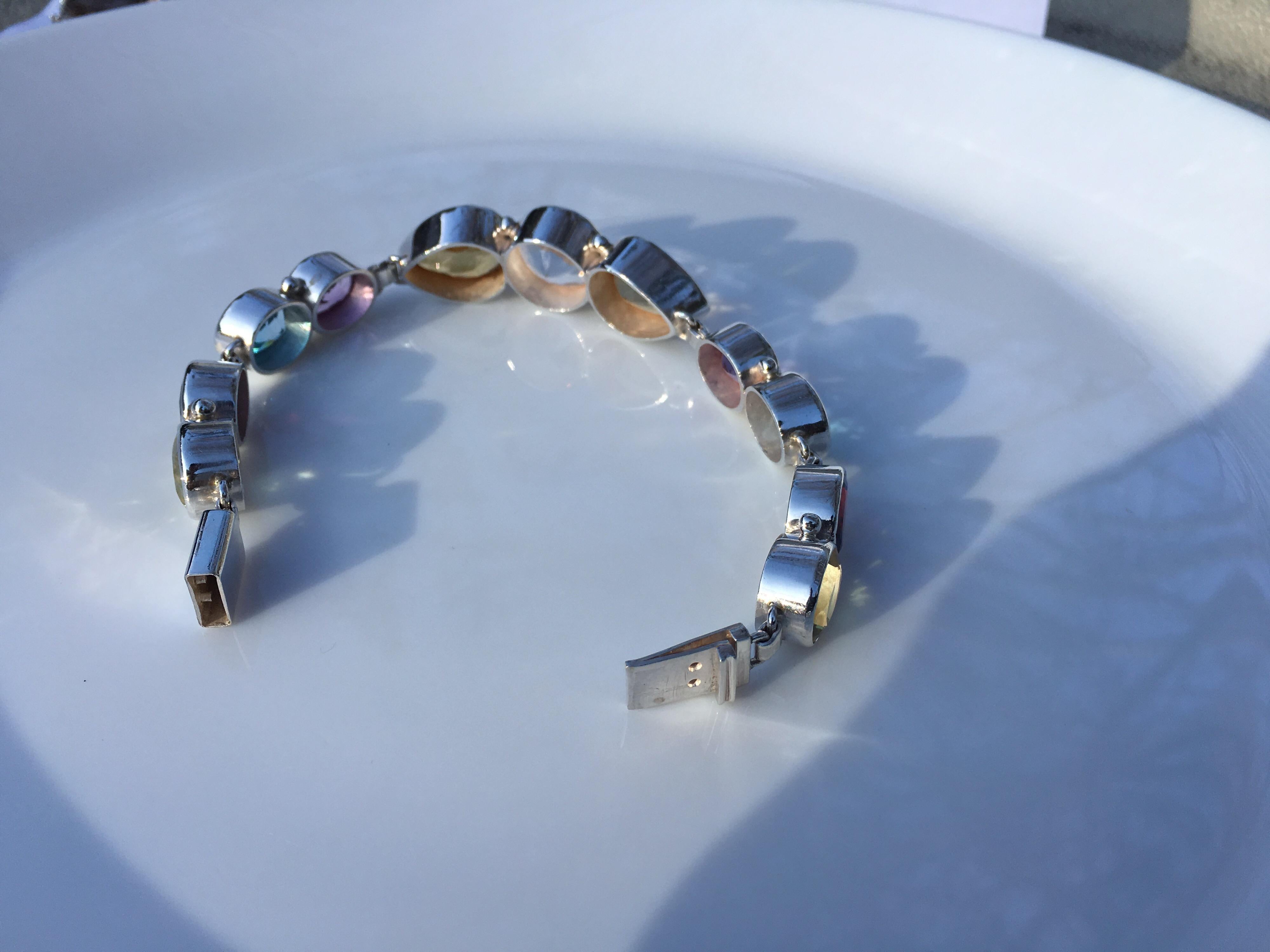 Armband aus Citrin, Bergkristall, Amethyst, Granat, Blau und Zitronentopas im Zustand „Neu“ im Angebot in Trumbull, CT