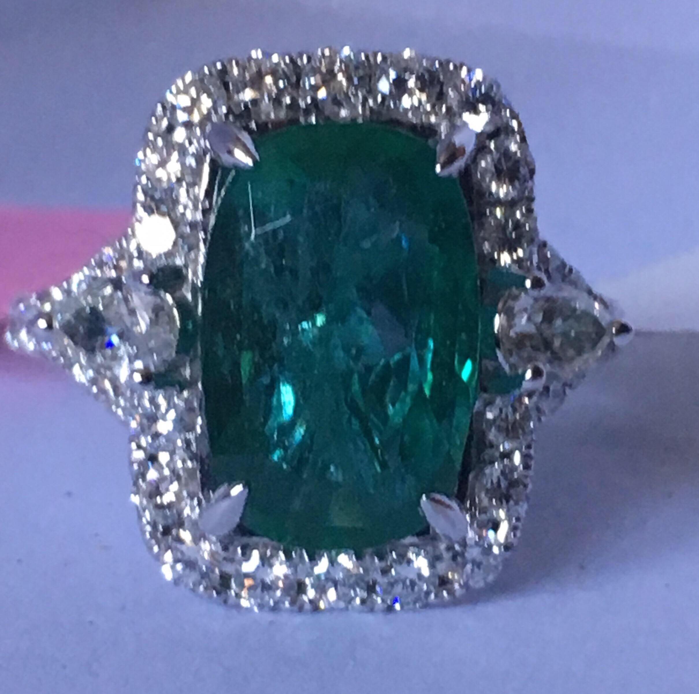 Emerald Diamond Ring Set in 18 Karat White Gold 1