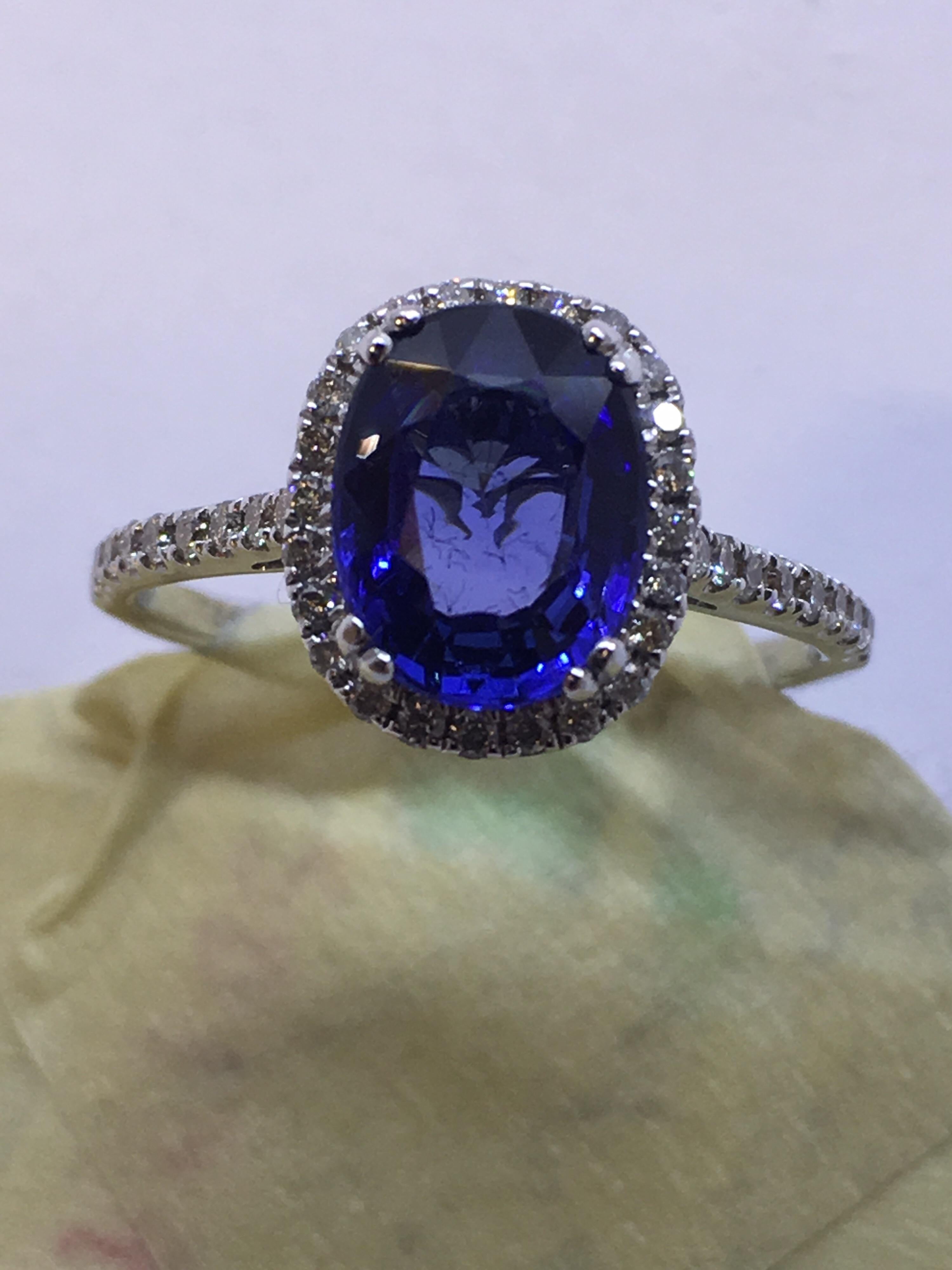 Diamond Sapphire Ring Set in Gold 5
