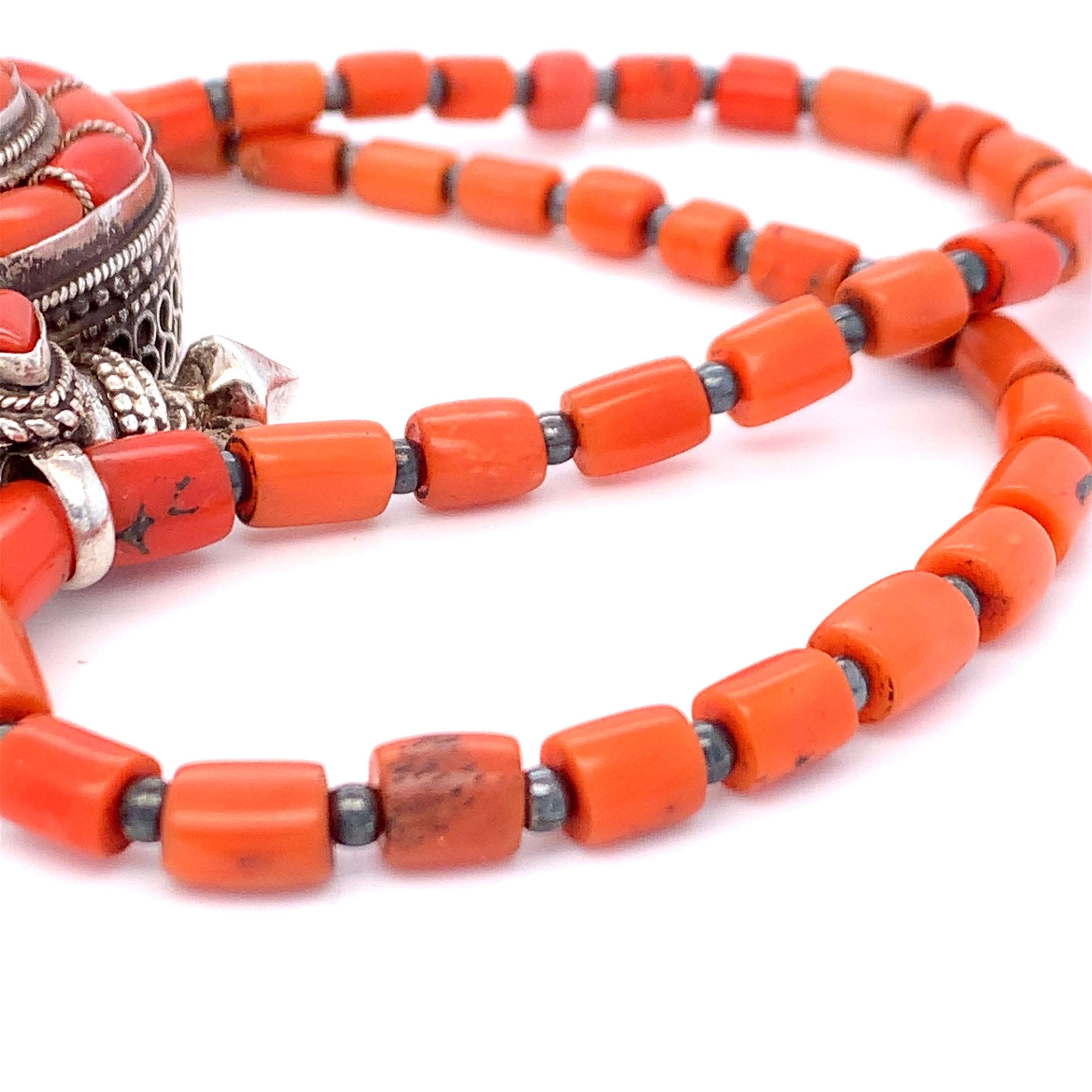Coral Box Pendant with Coral Necklace For Sale 3