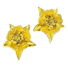 2.40 Carat Canary Sapphire Golden Columbine Flower Earrings One of a Kind 18K