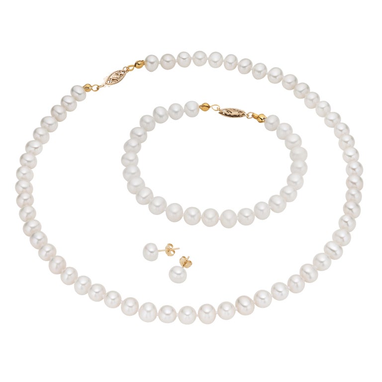 14 Karat Yellow Gold Freshwater Pearl Necklace Bracelet And 14 Karat Yellow Gold Freshwater Pearl Necklace Bracelet And Earring Set For