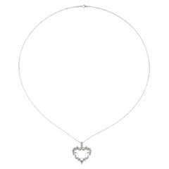 Collier pour femme avec pendentif en forme de cœur en or blanc 14 carats serti de diamants