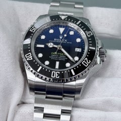 Rolex Sea Dweller Deepsea 136660 2024, 44 mm, cadran bleu, James Cameron, boîte et papiers d'origine