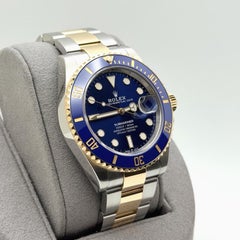 Rolex Submariner Bluesy 126613LB de 2025, 41 mm, oro amarillo de 18 quilates, acero, caja y documentación