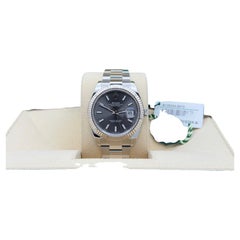 Rolex Datejust 41 del 2025, modello 126334, 41 mm, quadrante color ardesia con finitura al rodio, cassa in acciaio e oro 18 carati, con documenti originali