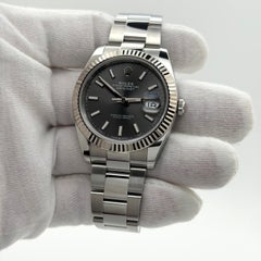 Rolex Datejust 41 del 2025, modello 126334, 41 mm, quadrante color ardesia con finitura al rodio, cassa in acciaio e oro 18 carati, con documenti originali