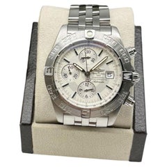 Breitling Galactic A13364 Chronograph II, silbernes Zifferblatt, Edelstahl, 44 mm, mit Originalverpackung und Papieren