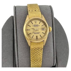 Vintage Rolex Ladies Datejust 6905 26mm Champagne Dial 18k Yellow Gold
