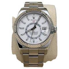 Rolex Sky-Dweller 326934, 42 mm, weißes Zifferblatt, 18-Karat-Gold, Edelstahl, Box, Papiere