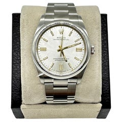 Rolex 126000 Oyster Perpetual Silver Dial Stainless Box paper 2022 36mm