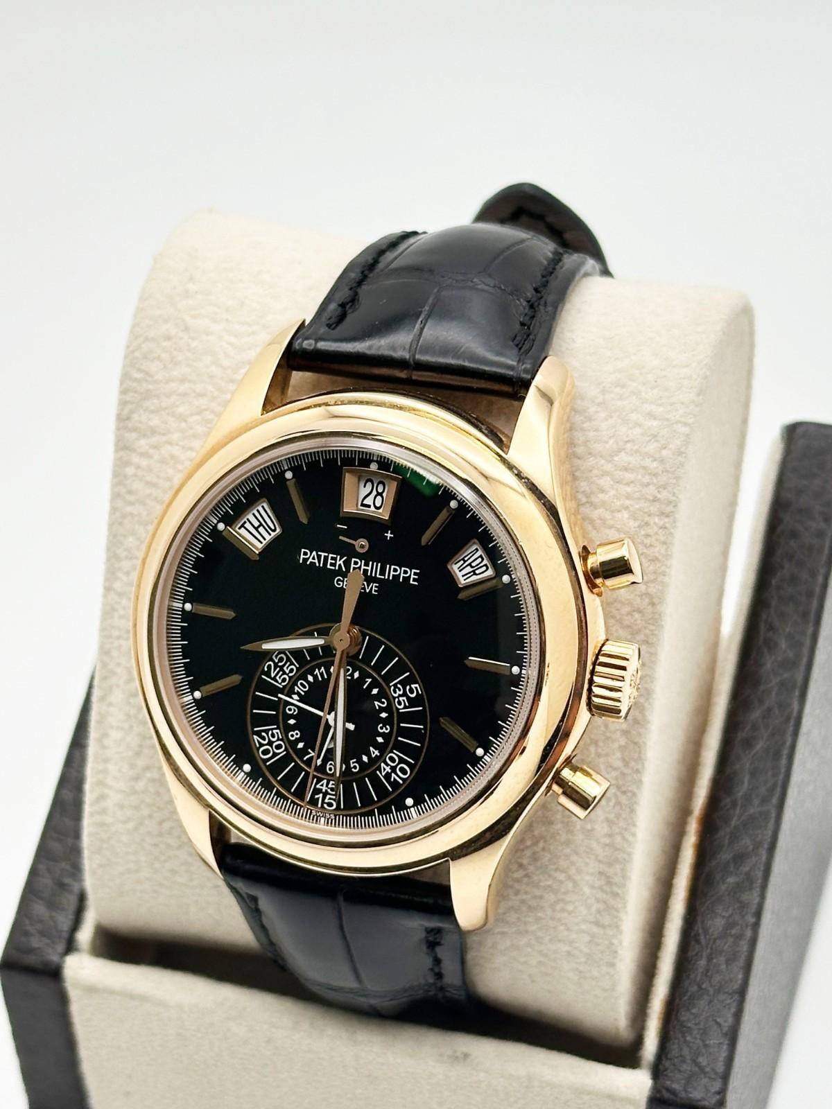 Patek Philippe Chronographe à Calendrier Annuel 5960R-010 Or Rose 18K Boîte Papier Excellent état - En vente à San Diego, CA