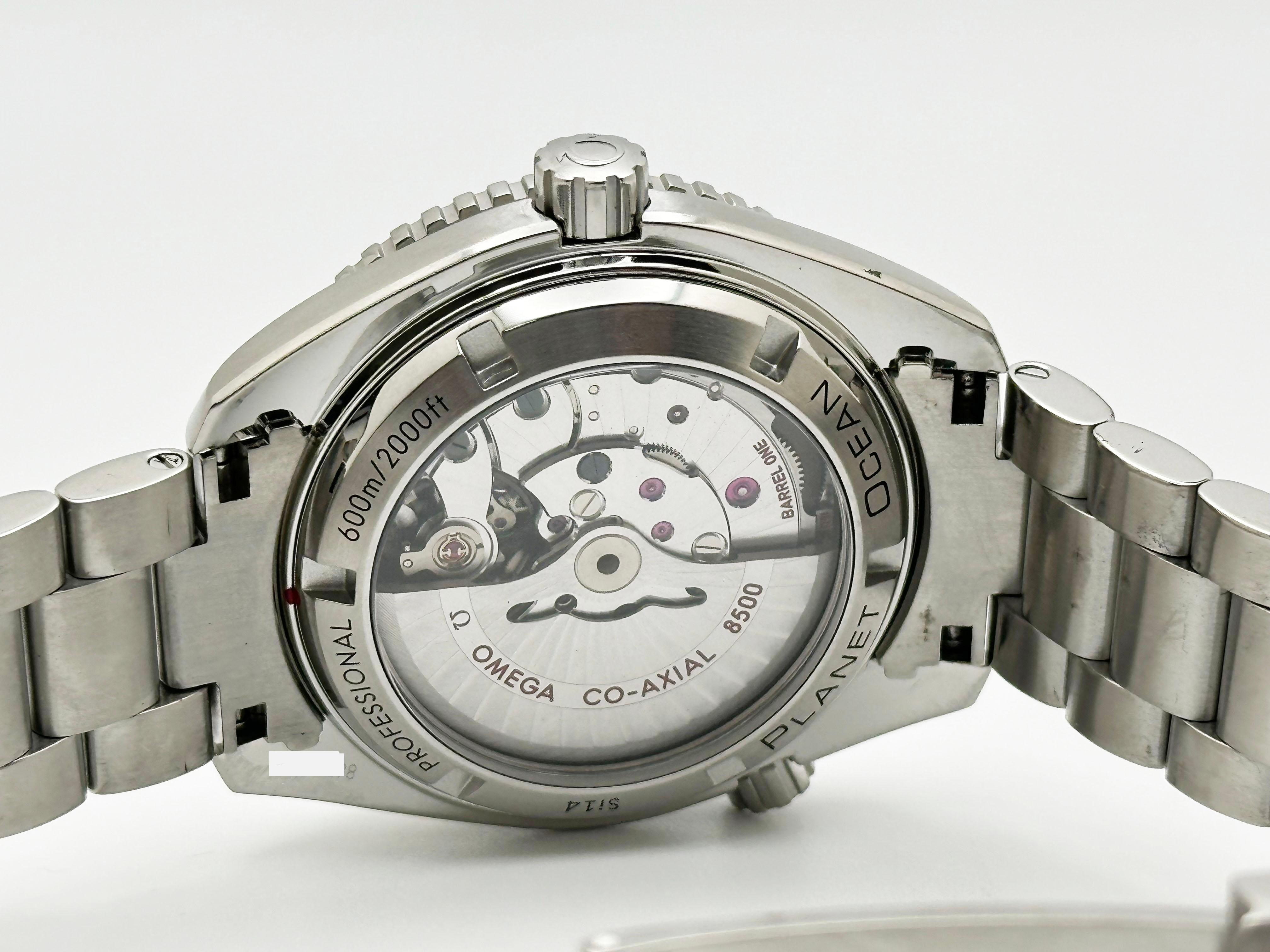 Omega Seamaster Planet Ocean 232.30.42.21.01.001 Scatola di carta in acciaio inossidabile in vendita 2