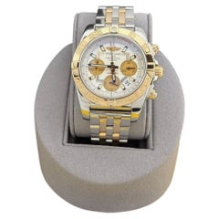 Breitling Chronomat 41 CB014012, cadran argenté, acier et or rose 18 carats, avec boîte et papiers