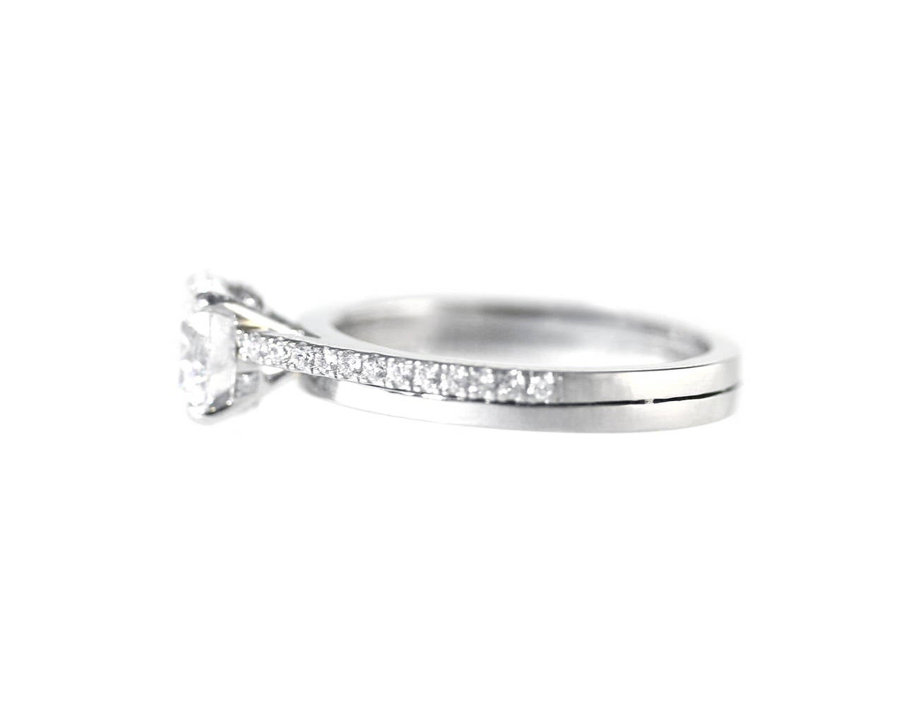 DeBeers Diamond Platinum Engagement Ring In Excellent Condition For Sale In Atlanta, GA
