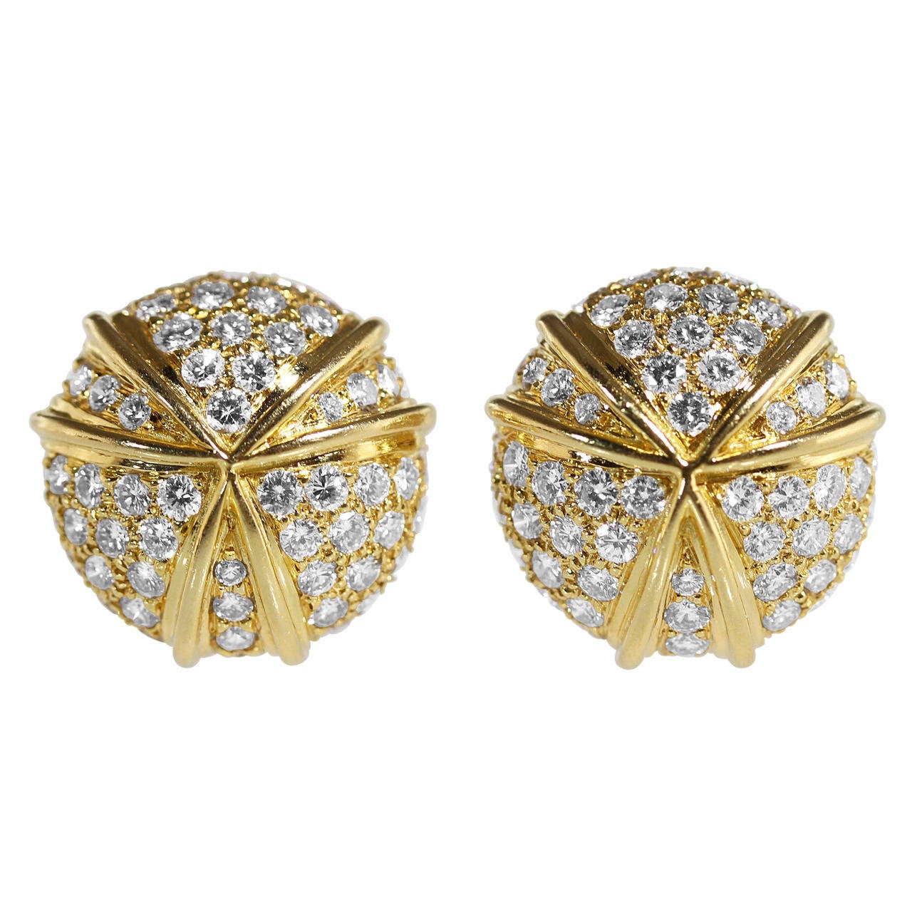 Harry Winston Diamond Gold Bombe Earclips