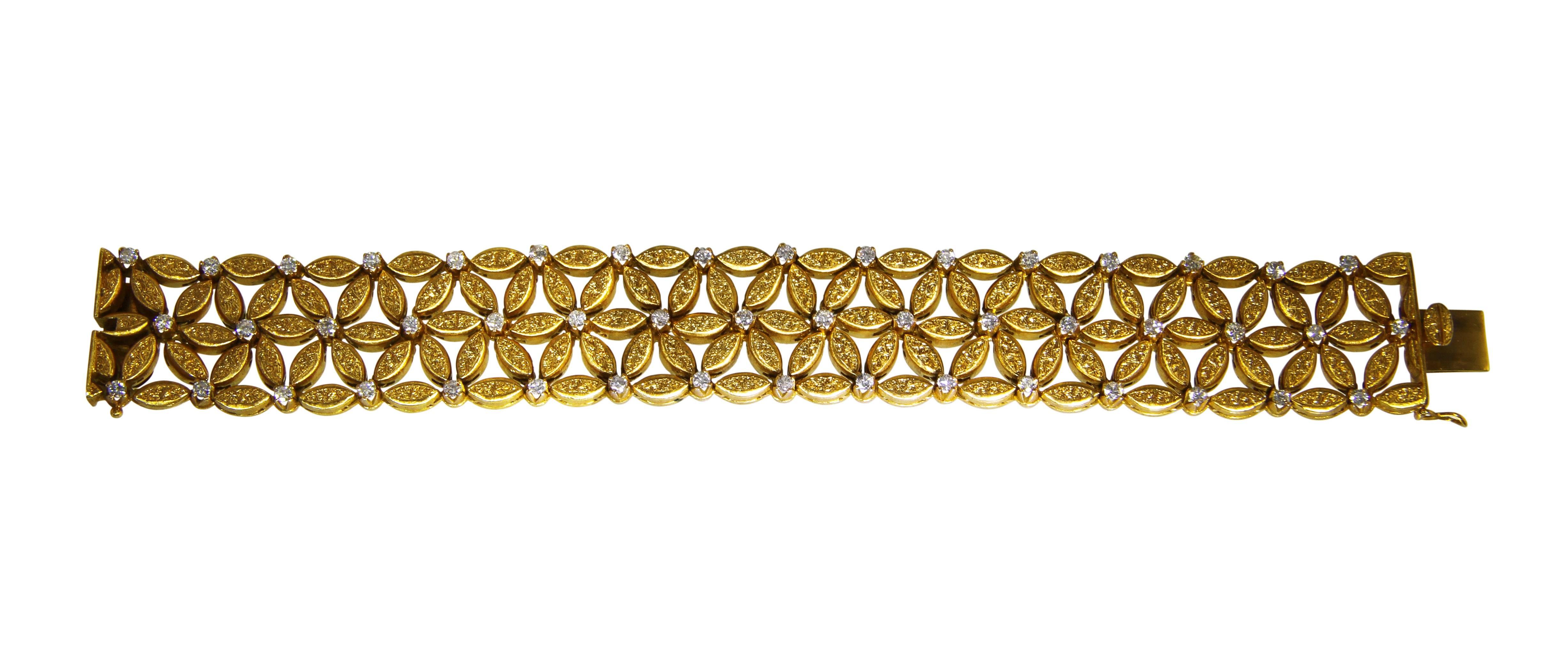 Schönes 1960er Jahre Buccellati Diamant-Gold-Gliederarmband mit Diamanten im Zustand „Hervorragend“ in Atlanta, GA