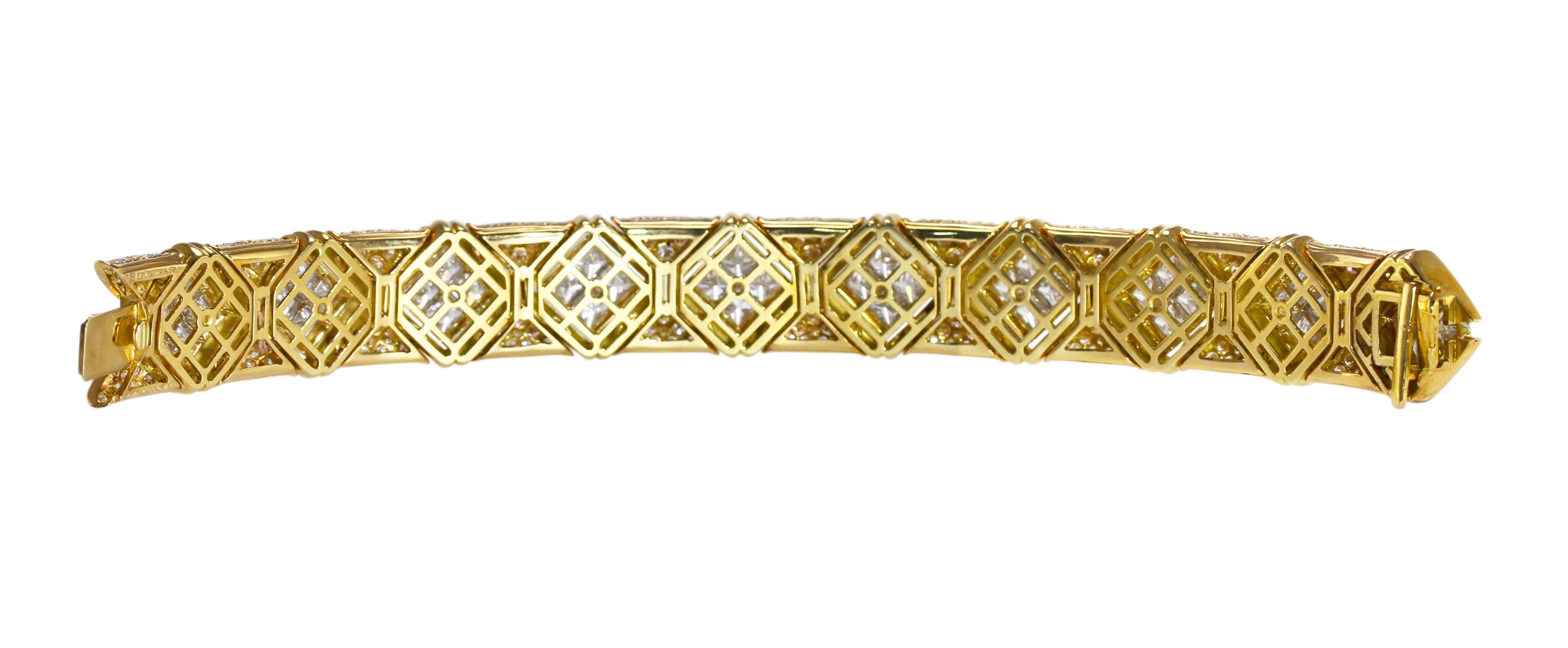 Women's or Men's Bulgari Diamond Gold Platinum Bracelet