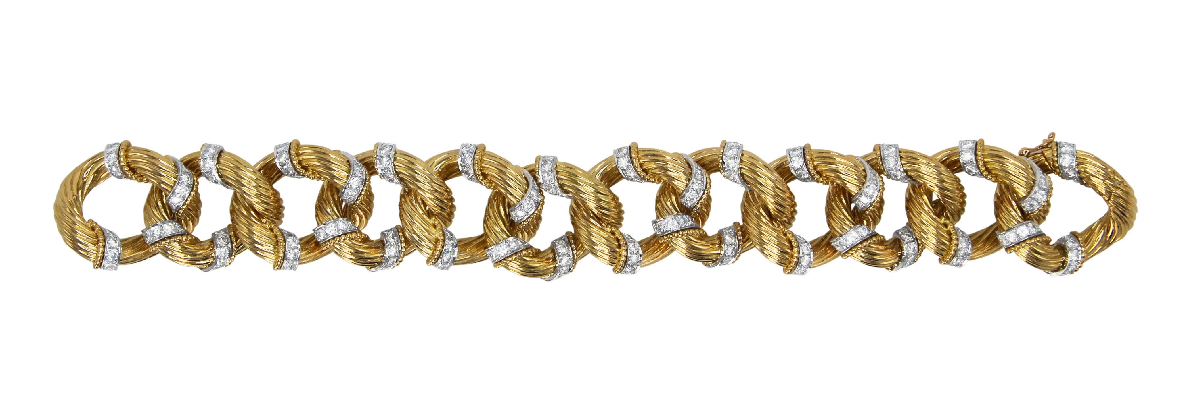 1960s Van Cleef & Arpels Diamond and Gold Bracelet In Excellent Condition In Atlanta, GA