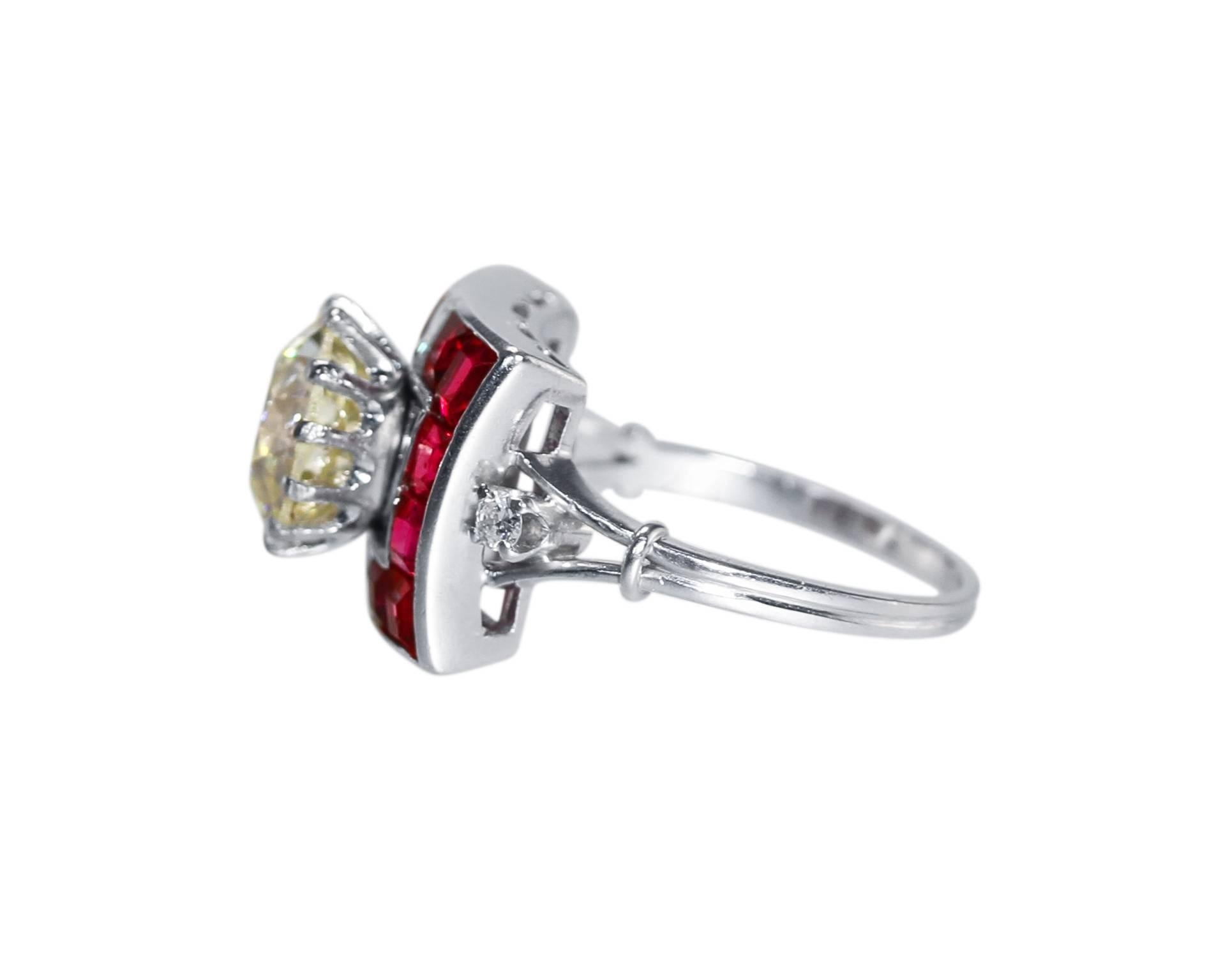 Art Deco 2.83 Carat Diamond and Natural Red Spinel Ring In Excellent Condition In Atlanta, GA