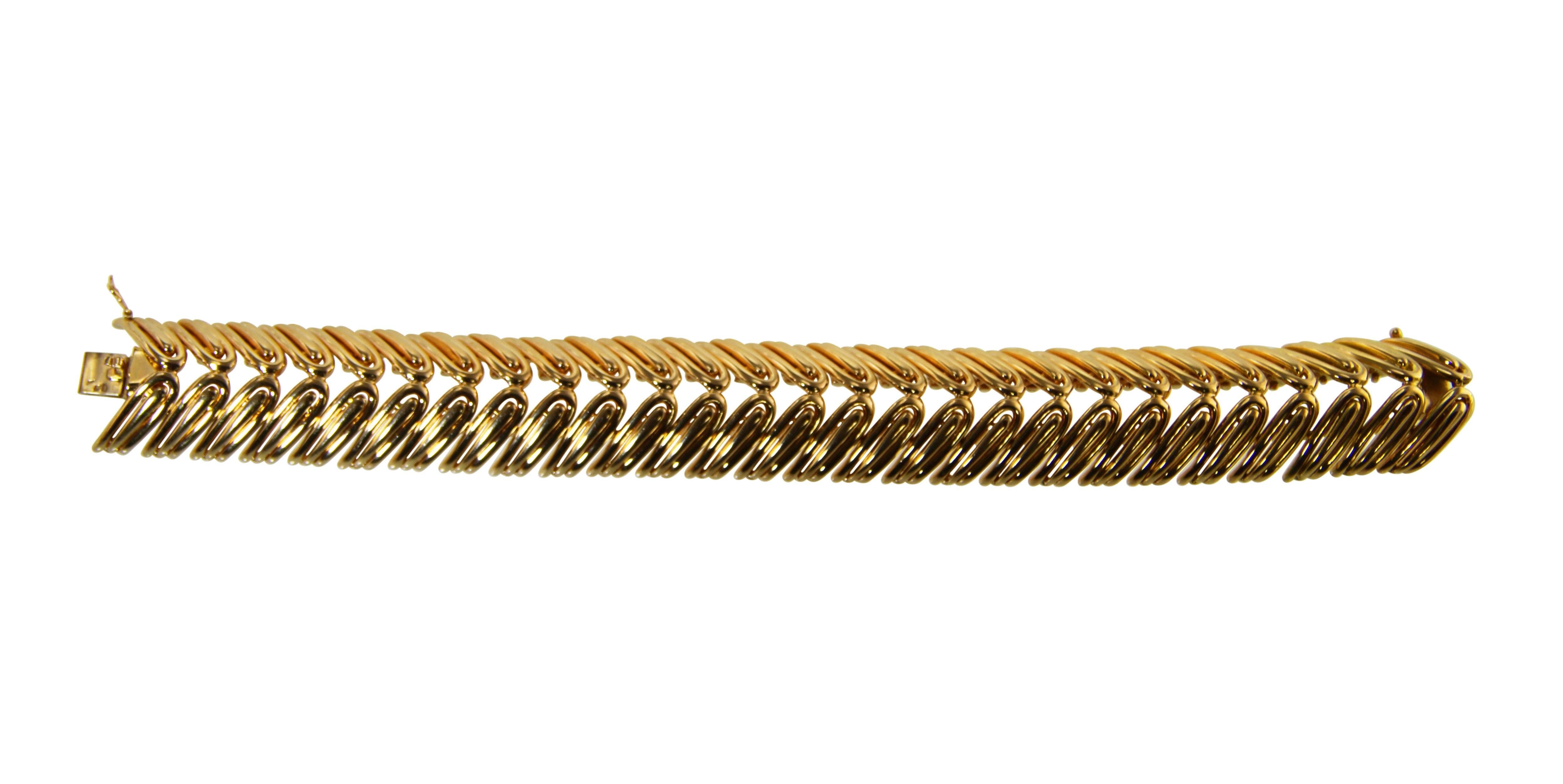 French Yellow Gold Link Bracelet In Excellent Condition In Atlanta, GA