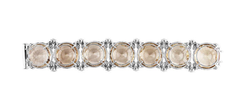 Gucci Topaz Diamond White Gold Bracelet In Excellent Condition In Atlanta, GA