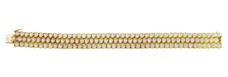 Van Cleef & Arpels Diamond Gold Bracelet In Excellent Condition In Atlanta, GA