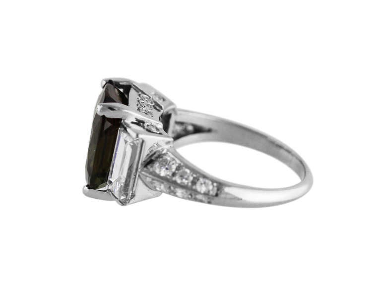 Alexandrite Diamond Platinum Ring In Good Condition For Sale In Atlanta, GA