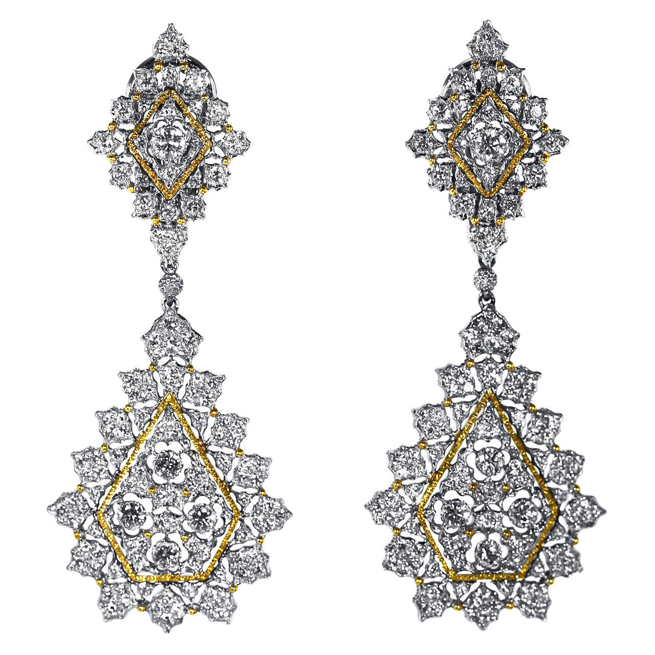 Buccellati Diamond and Two-Tone Gold Day-and-Night Pendant Earclips