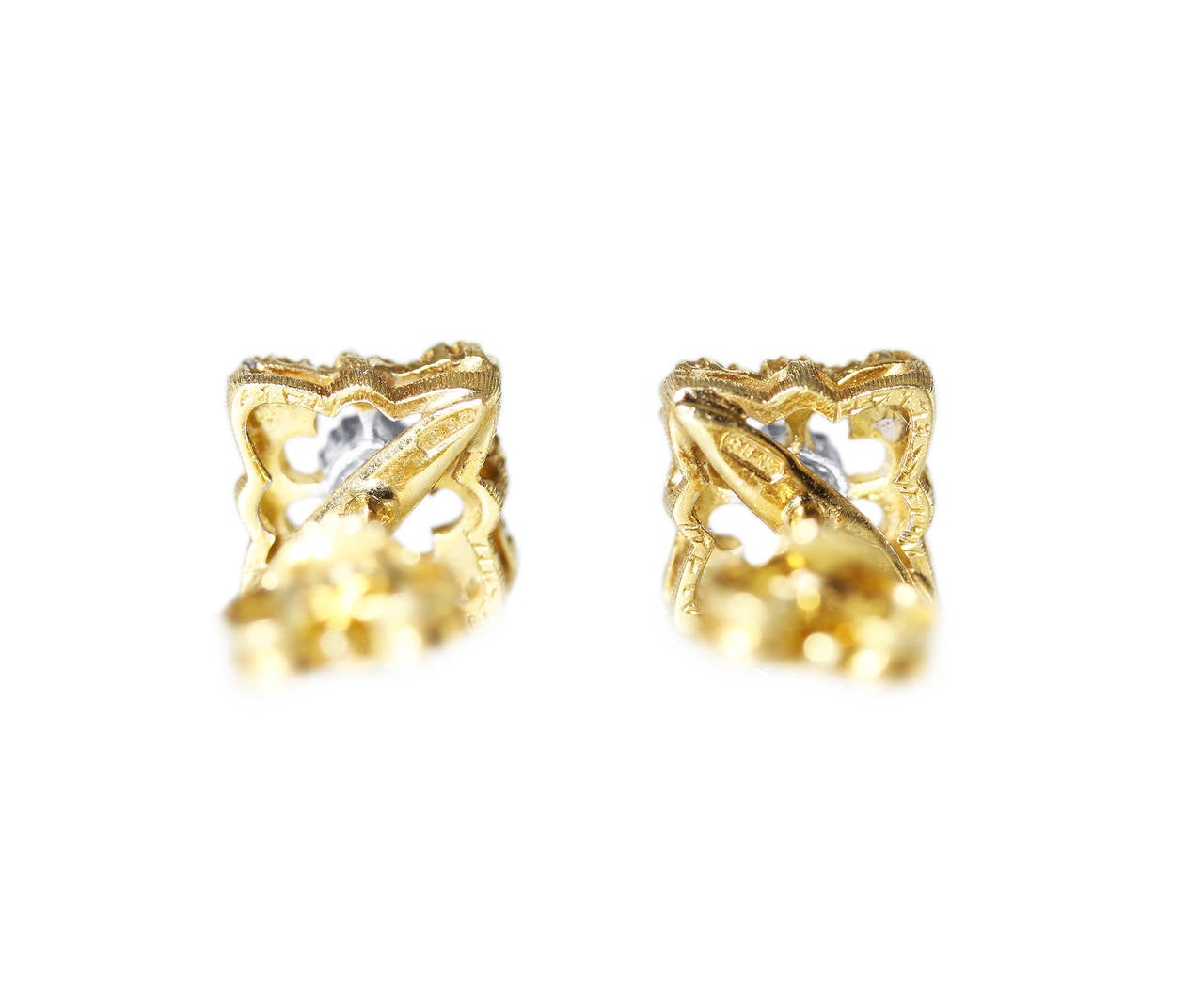 Buccellati Diamond Yellow Gold Stud Earrings In Good Condition In Atlanta, GA