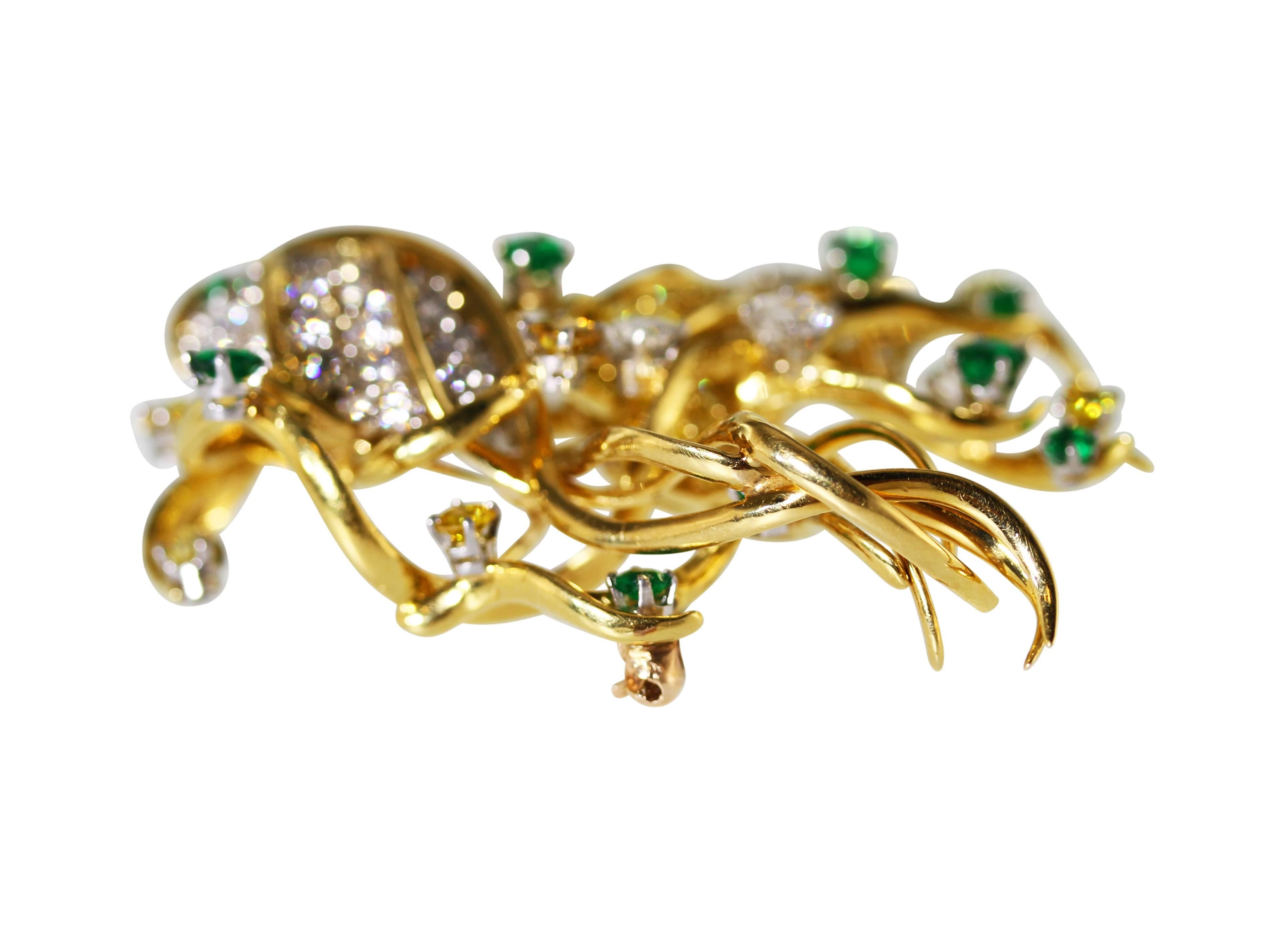 Emerald Diamond Gold Fish Brooch In Excellent Condition In Atlanta, GA