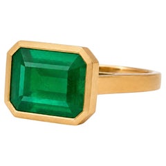 GIA-Certified 5.72ct Emerald Cocktail Ring in 18k Yellow Gold, USA