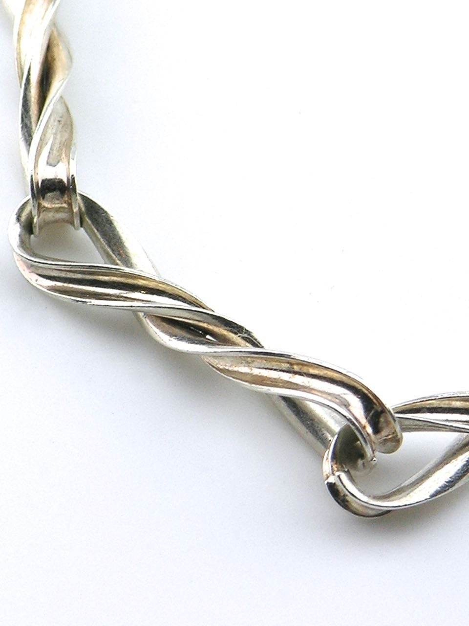 Modernist Long Figure of Eight Silver Twist Link Necklace For Sale