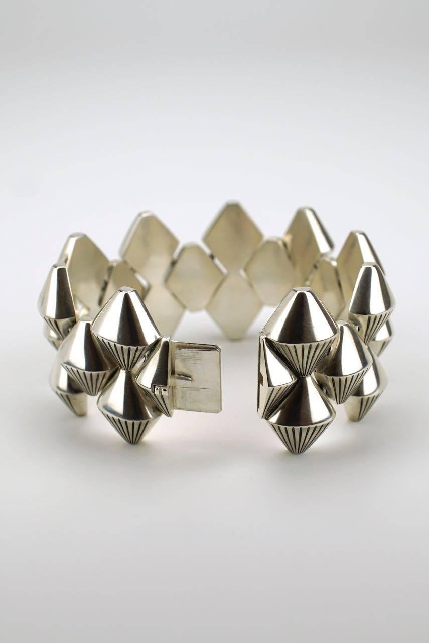 Georg Jensen silver conical link bracelet - Arno Malinowski In Excellent Condition For Sale In Potts Point, New South Wales