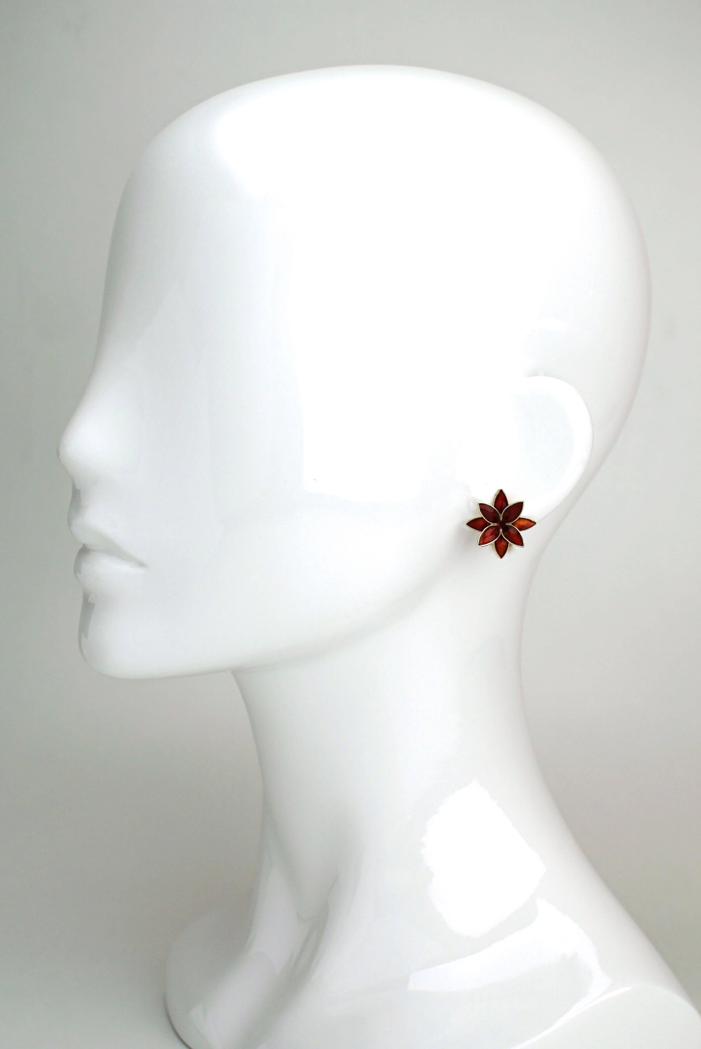 1960s enamel silver modernist flower design clip earrings 2