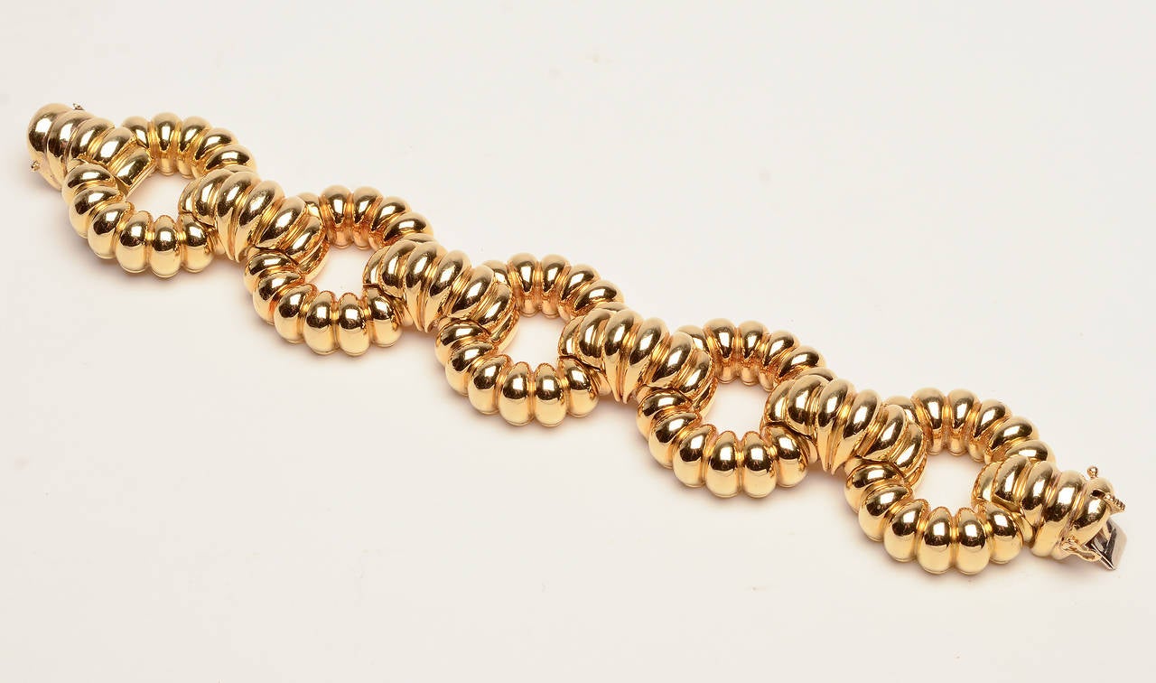 Women's Tiffany & Co. Huge Ribbed Gold Links Bracelet