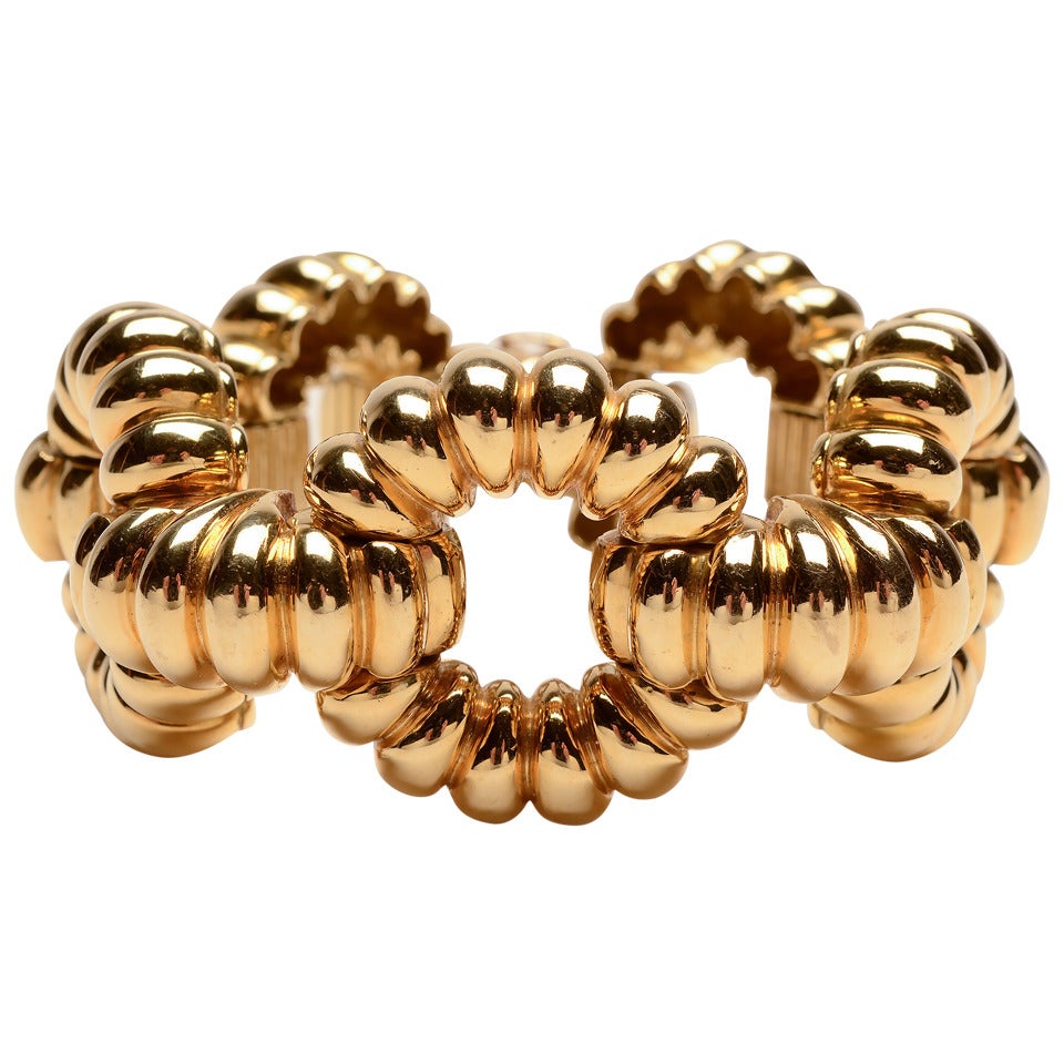 Tiffany & Co. Huge Ribbed Gold Links Bracelet