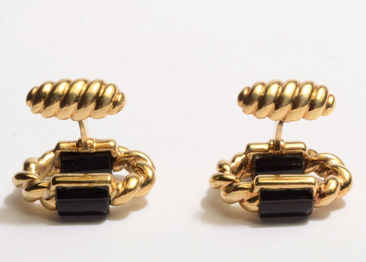 Onyx Gold Cufflinks In Excellent Condition For Sale In Darnestown, MD