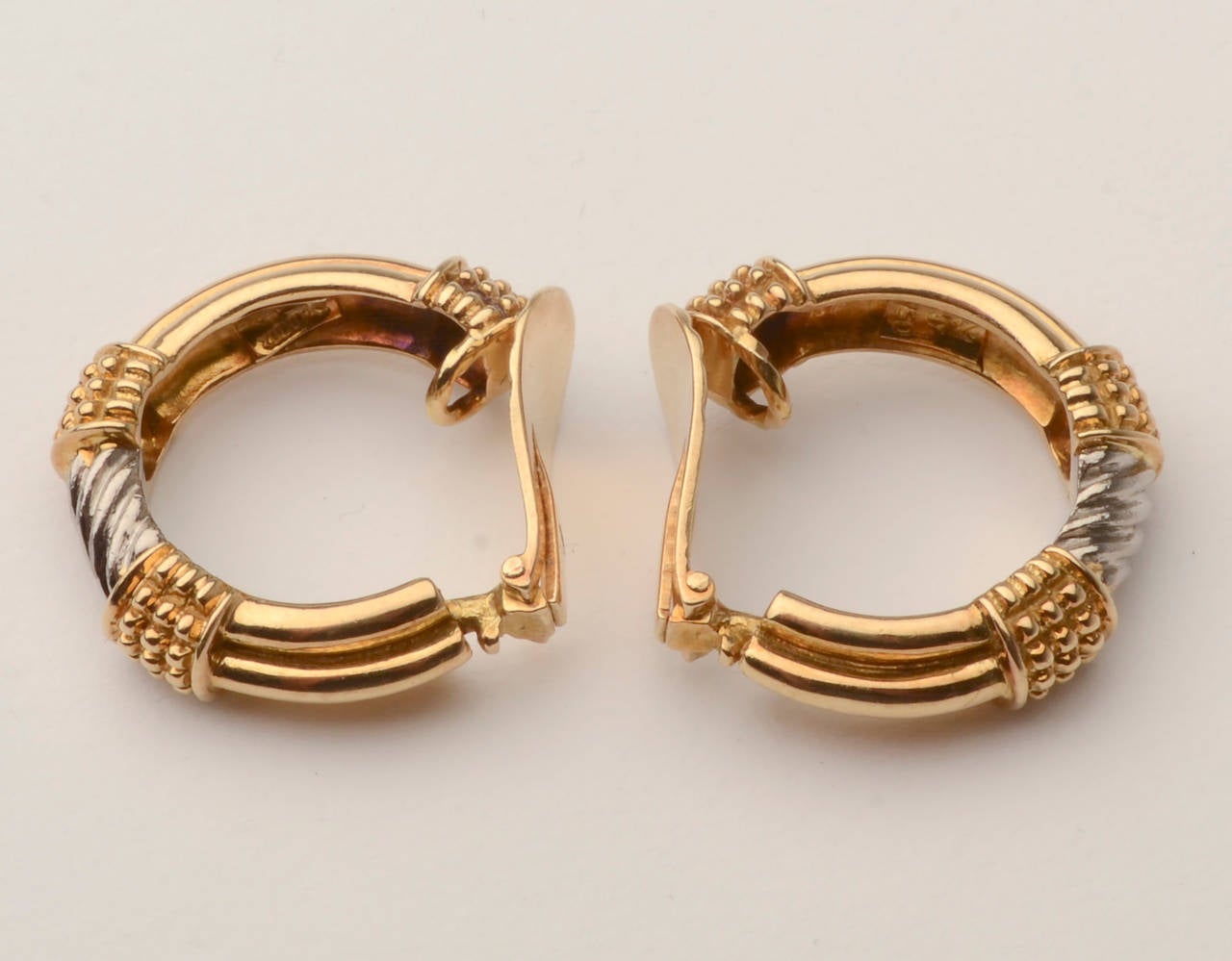 Zolotas Two Color Gold Hoop Earrings In New Condition For Sale In Darnestown, MD