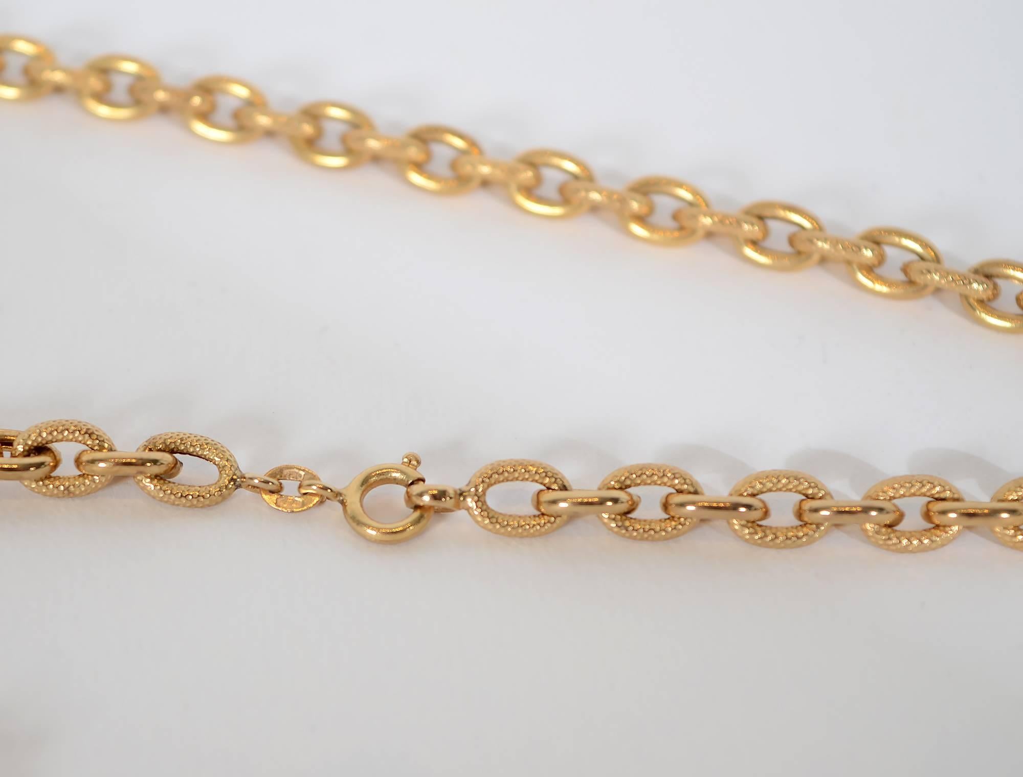 Long Gold Oval Link Chain Necklace In New Condition In Darnestown, MD