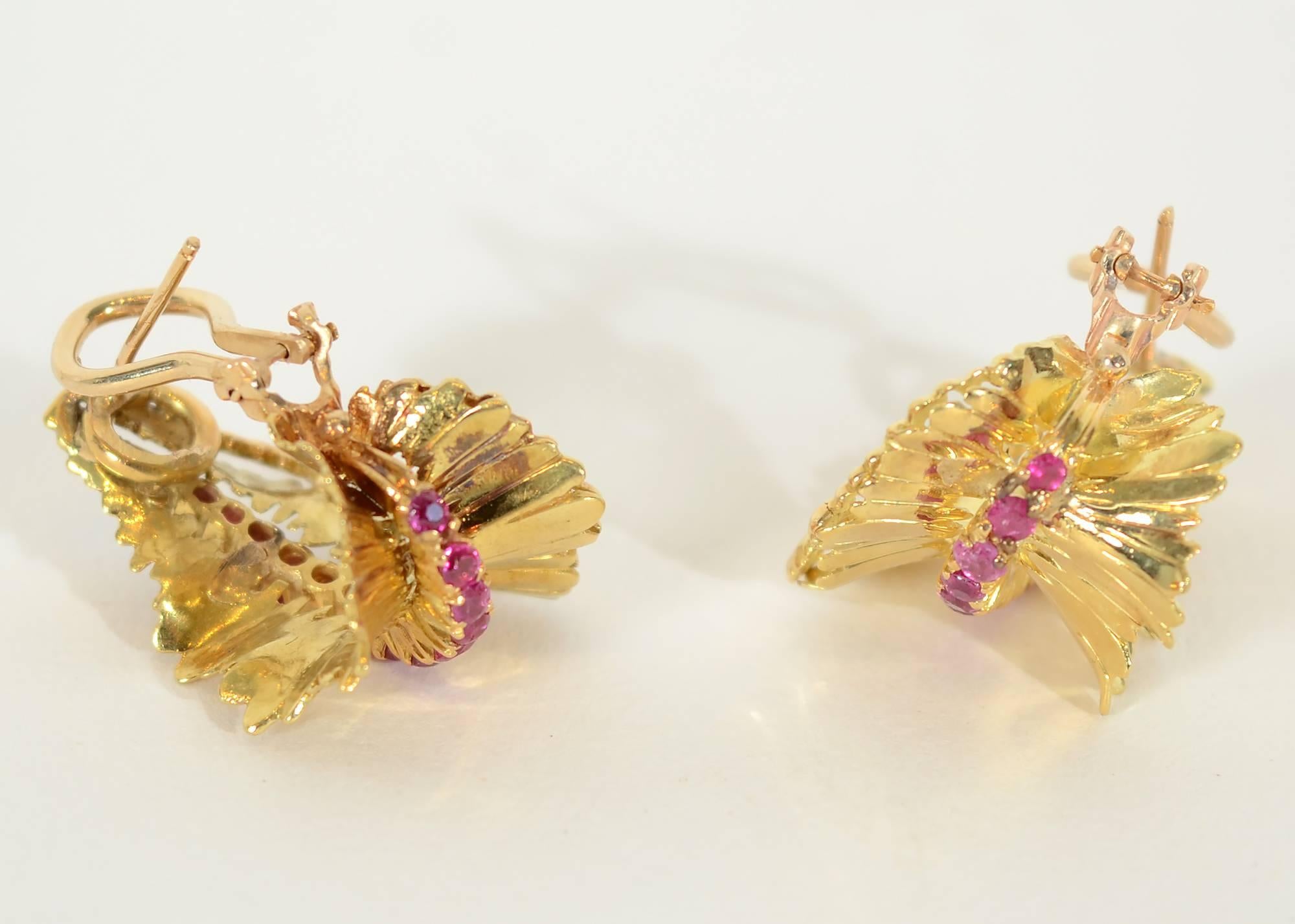 Tiffany Gold and Ruby Leaf Earrings In Excellent Condition In Darnestown, MD
