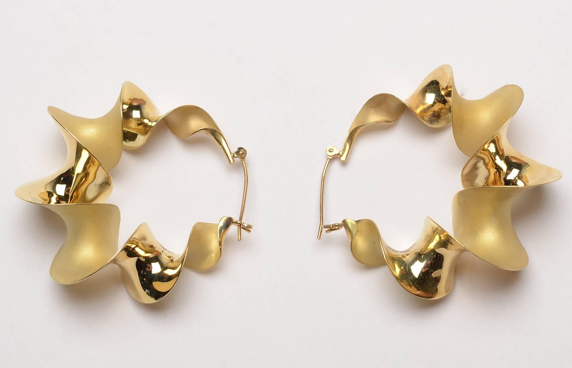 unusual gold hoop earrings
