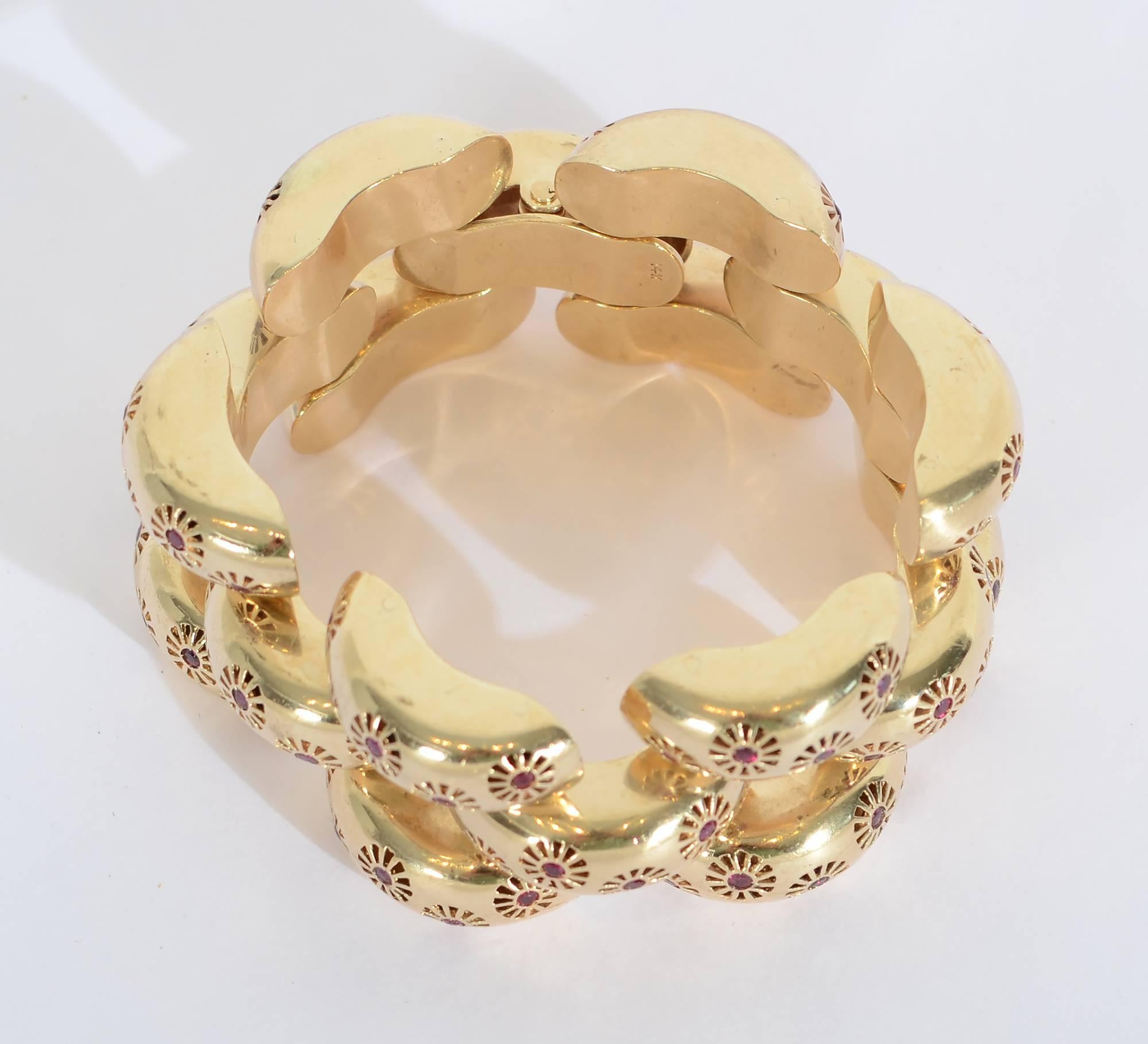 unusual gold bracelets