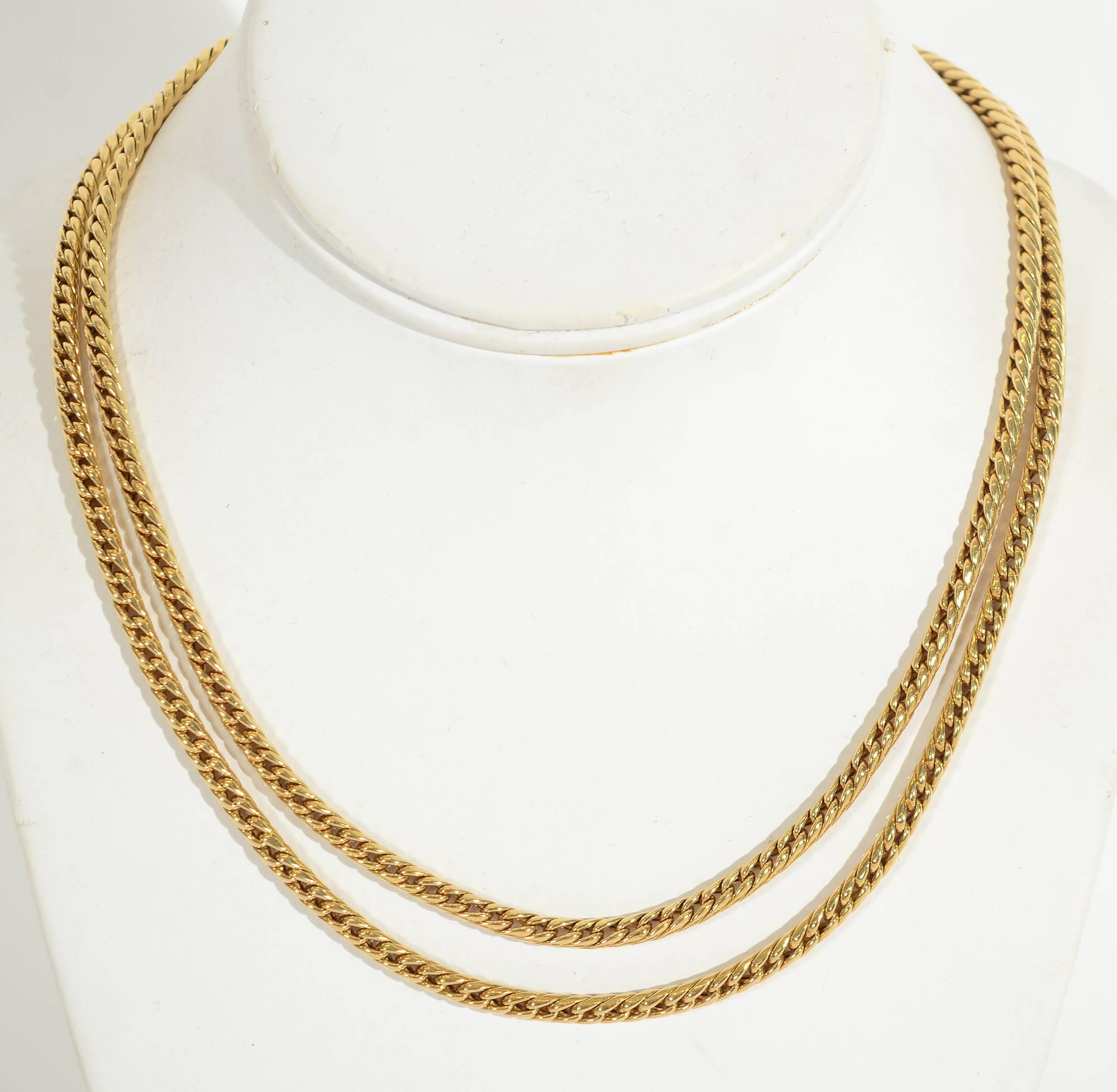 Van Cleef & Arpels Long Gold Chain Necklace In Excellent Condition In Darnestown, MD