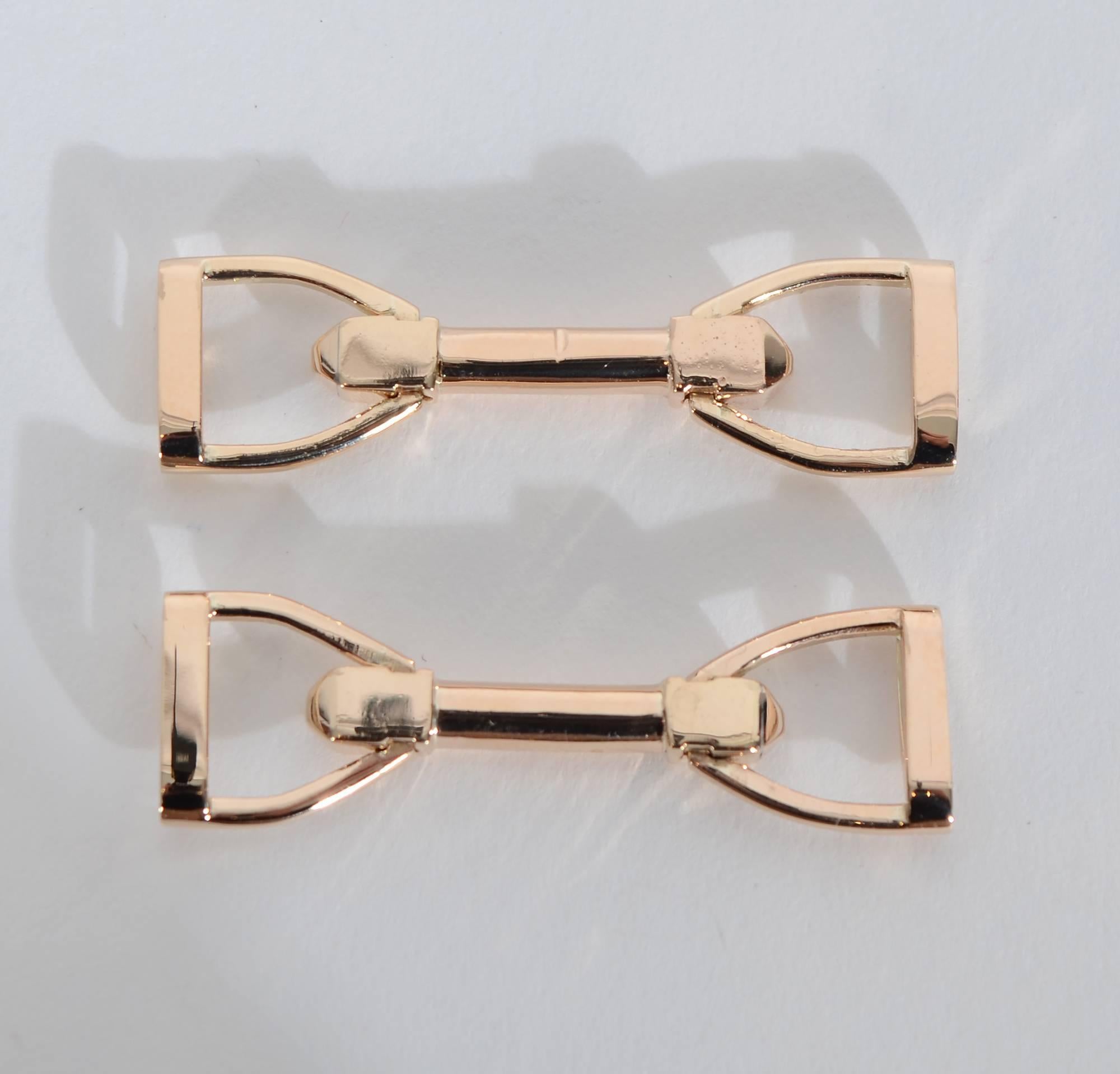 Gold Stirrup Cufflinks In Excellent Condition For Sale In Darnestown, MD